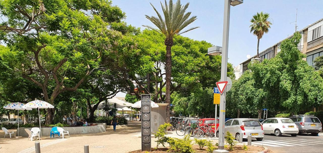 Chung cư 100 m² 2 phòng ngủ, 2 phòng tắm riêng ở Trung tâm thành phố Tel Aviv Ngoại thất bức ảnh